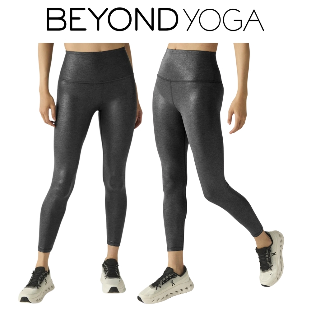 BEYOND YOGA 🏷️NWT Sparkly Metallic High-Waisted Midi Leggings BLACK SILVER M